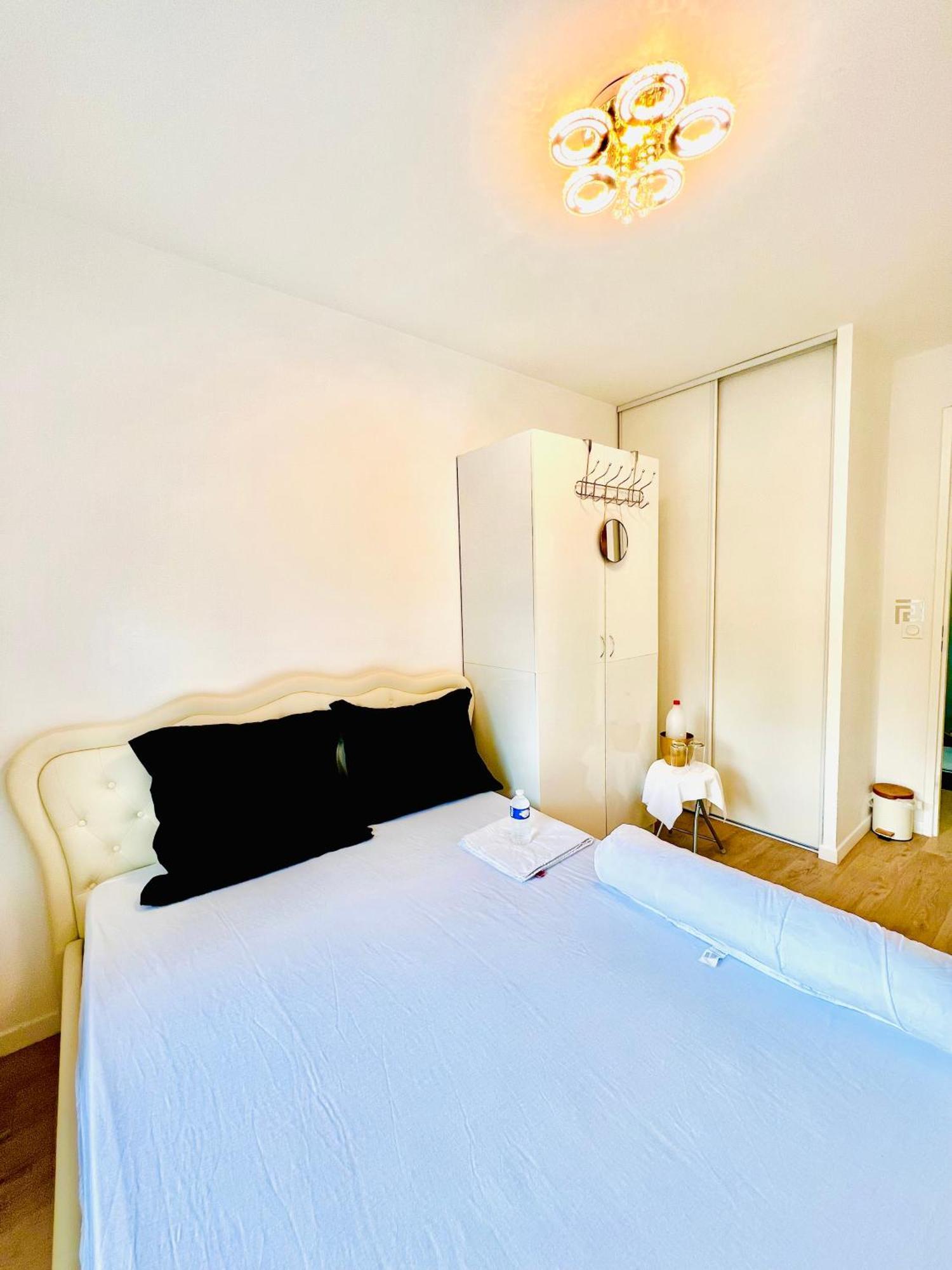 Les Residences De Djibril Le Blanc-Mesnil Eksteriør bilde