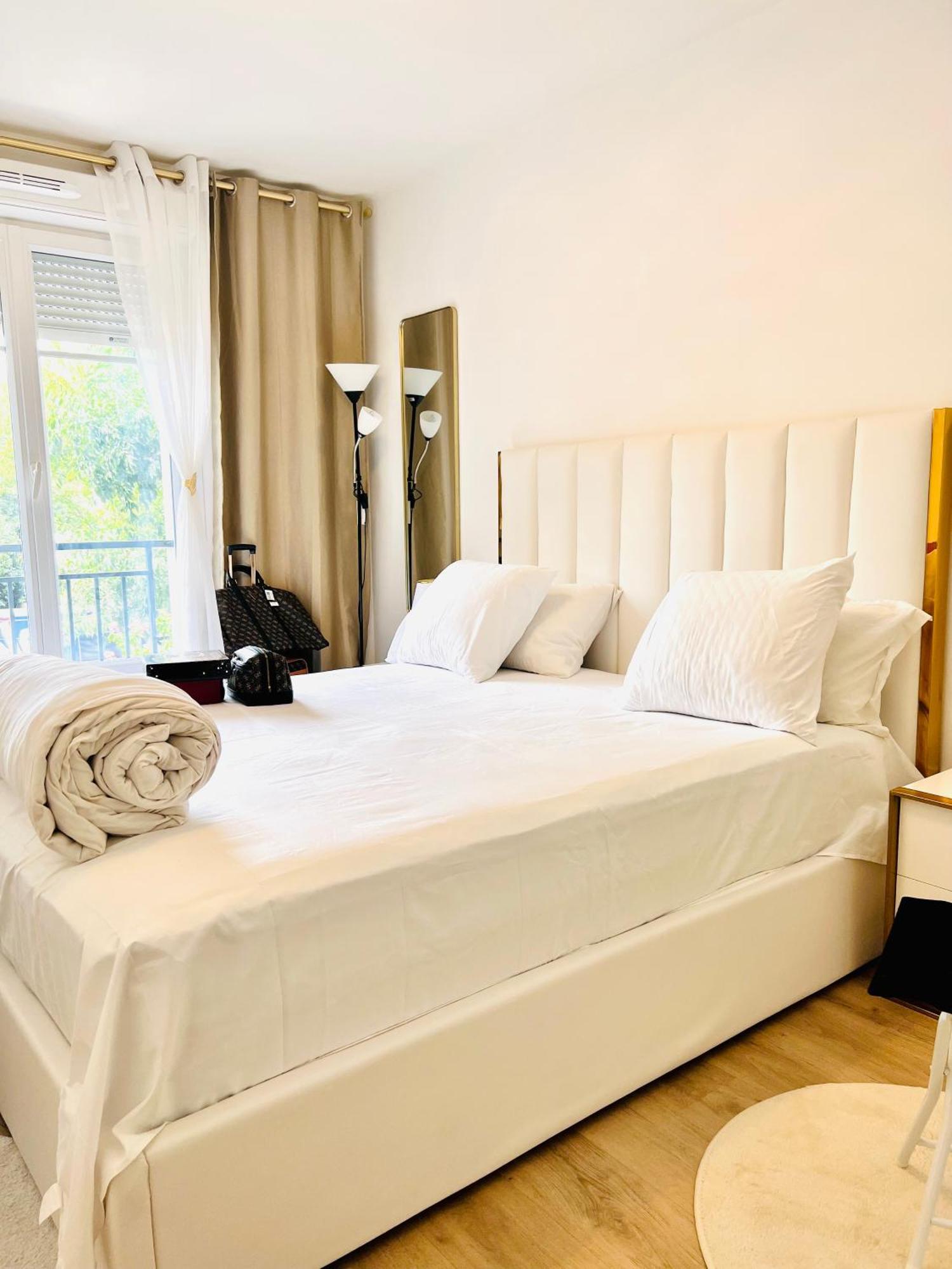 Les Residences De Djibril Le Blanc-Mesnil Eksteriør bilde